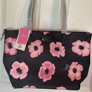 GORGEOUS KATE SPADE TOTE!!! (NWT)